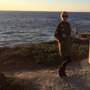 Meet your Posher, Noor